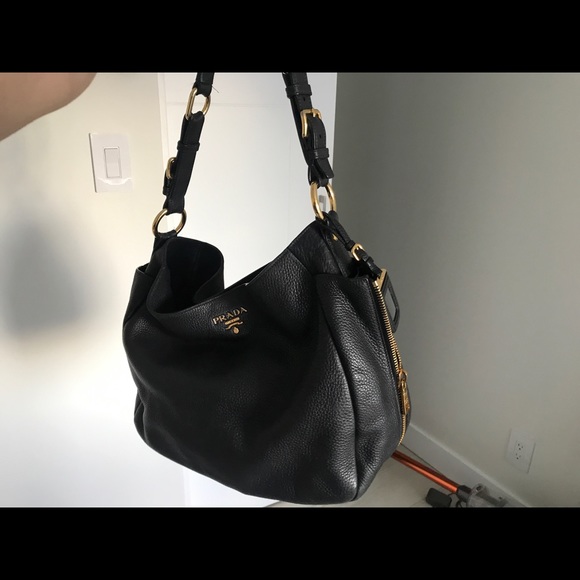 Prada black purse - Picture 2 of 3